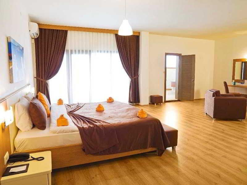 Legend Hotel Riva Ngoại thất bức ảnh